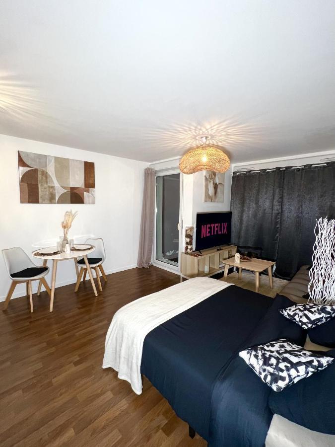 Apartamento "Moonlight" Gare A 10Min De Paris, Wifi, Terrasse , Parking Argenteuil Exterior foto